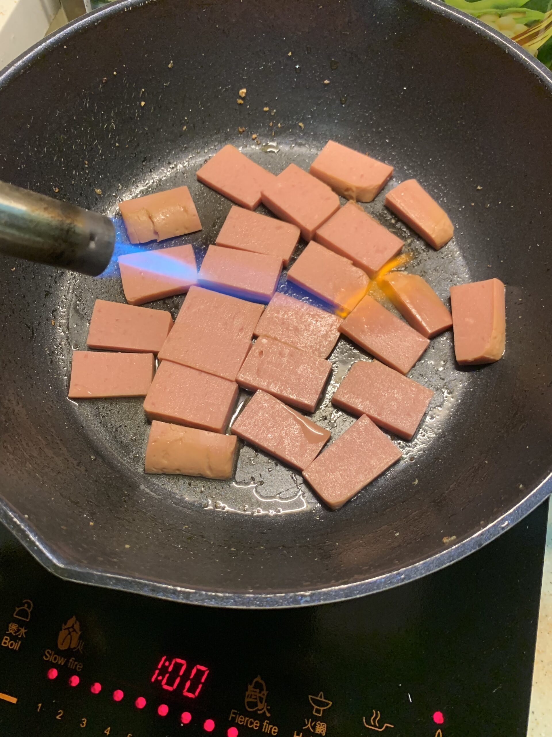 ランチョンミートの調理6